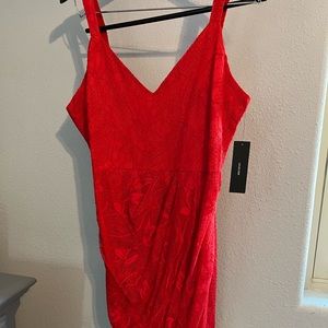 Gorgeous midi dress!